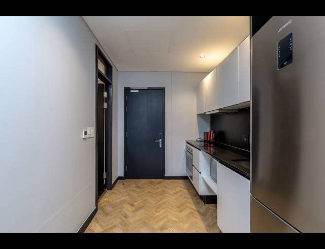 0.5 BEDROOM APARTMENT TO LET IN CAPE TOWN CITY CENTRE